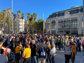 El Nacional: Manifestación en Perpinyà para abrir una escuela-liceo en catalán