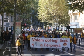 La República: Gran victòria judicial a la Catalunya Nord: El Tribunal permet el projecte de col·legi-liceu a Perpinyà