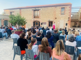 Govern.cat: La consellera Vilagrà inaugura el nou centre d'educació secundària de La Bressola a Catalunya Nord