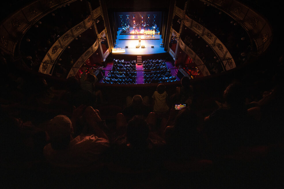 La Bressola omple el Teatre Municipal de Girona en el concert de presentació del disc dels seus 50 anys 5 CPA 8936
